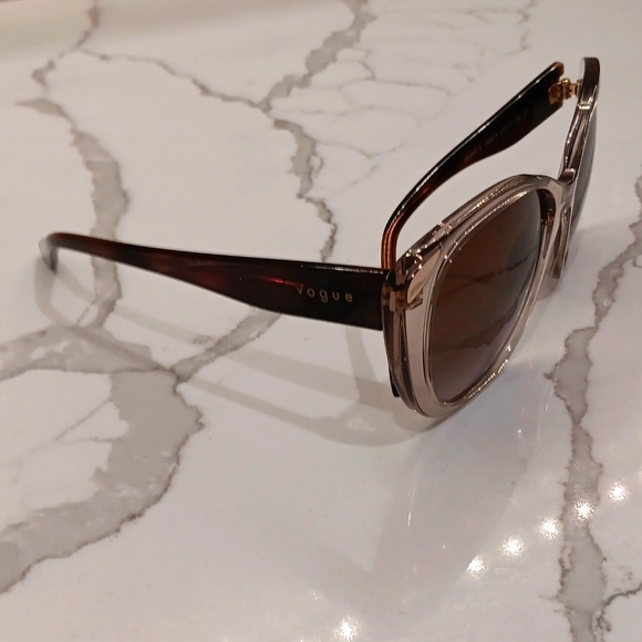 Women sunglasses vogue - Picture 2 of 3